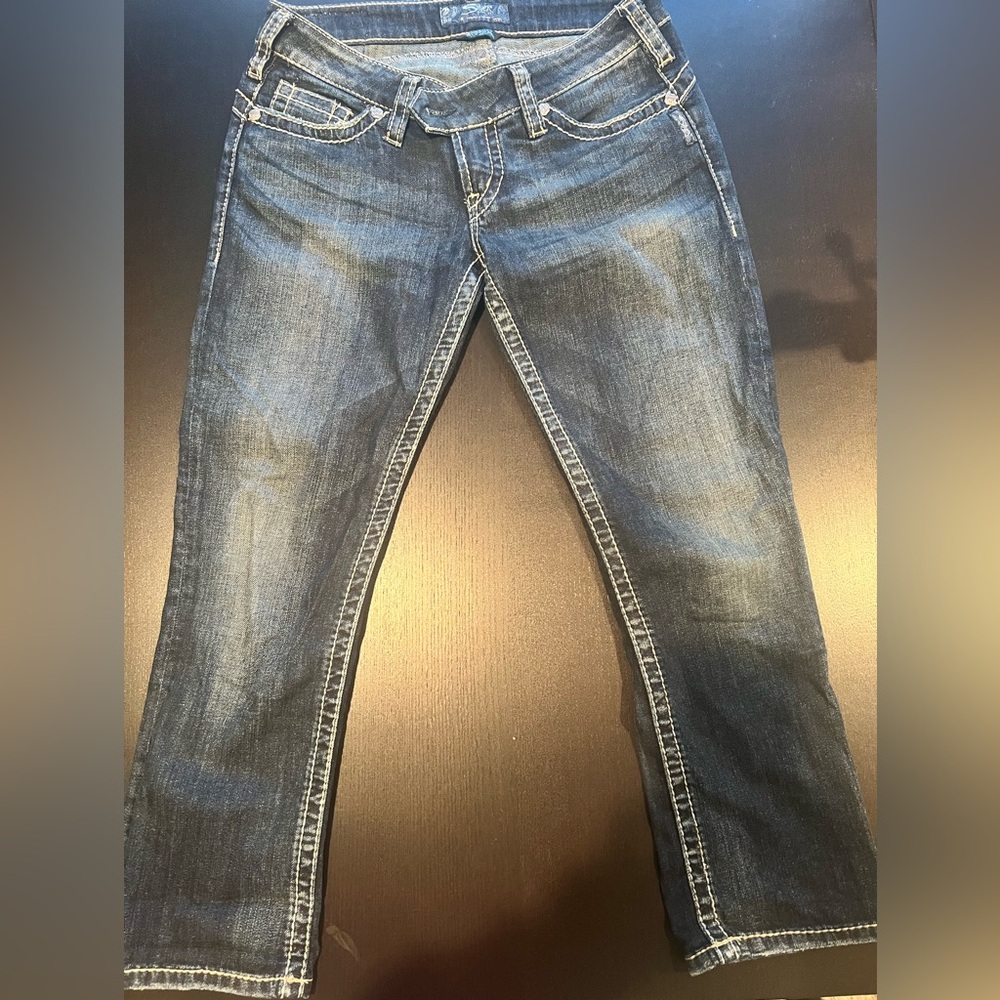 Women's SIlver Capri Jeans (TUESDAY CAPRI)